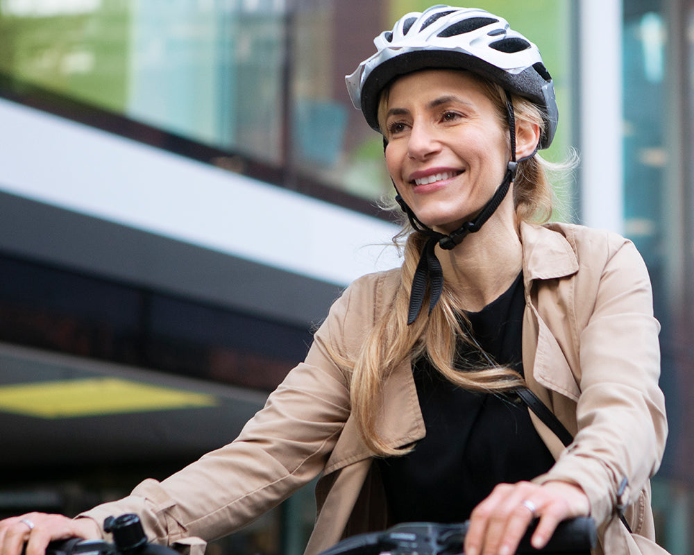 Wie transportiert man Gepäck mit einem E-Bike