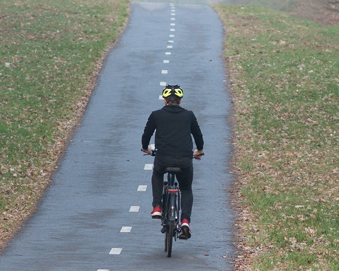 Wie man das richtige Fahrradlicht auswählt: Ein Leitfaden für sicheres Fahren bei Dunkelheit