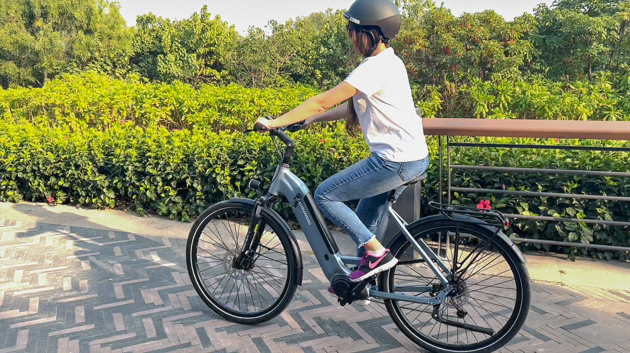 Giant E-Bike vs GRUNDIG: Ein Vergleich der besten E-Bike-Technologien