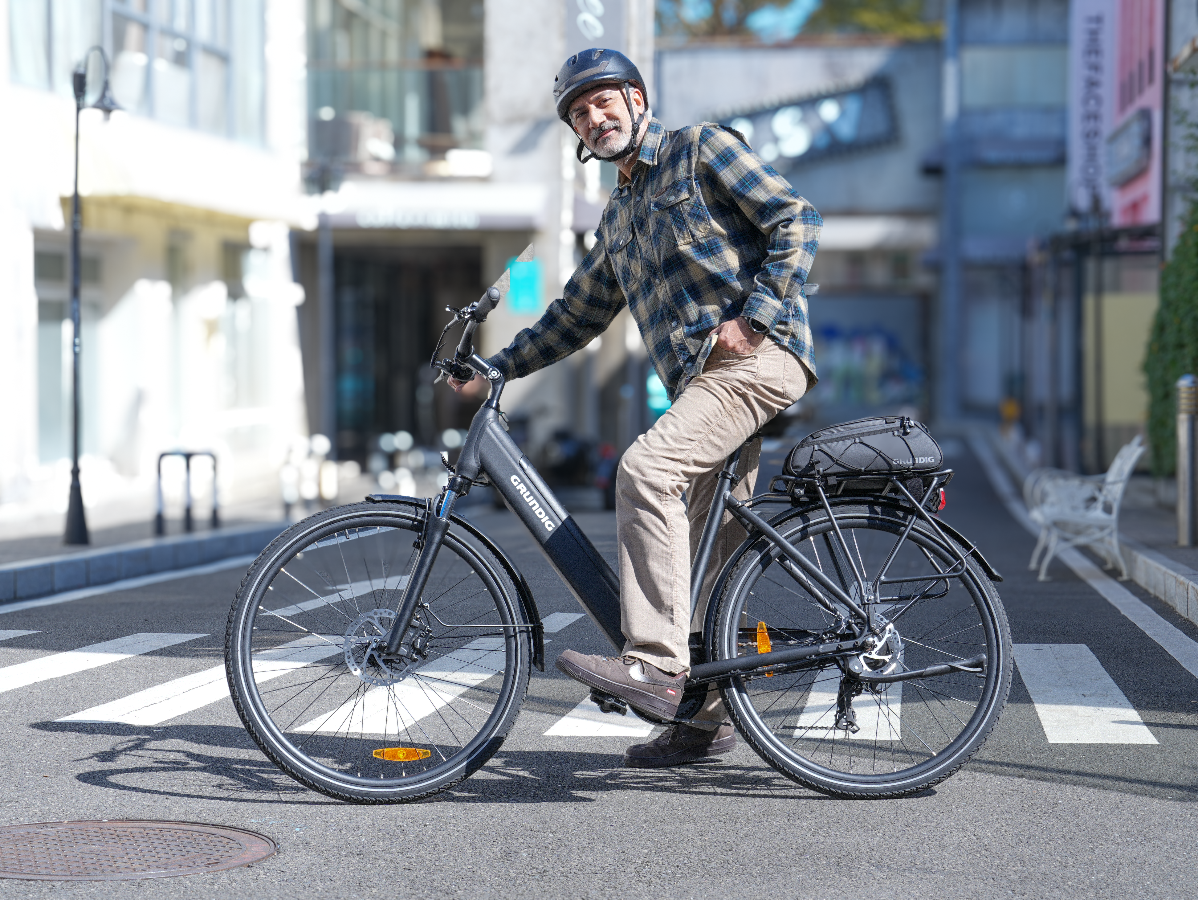 Radfahren im Mai: Warum dieser Monat der beste Start für E-Bike-Pendler ist