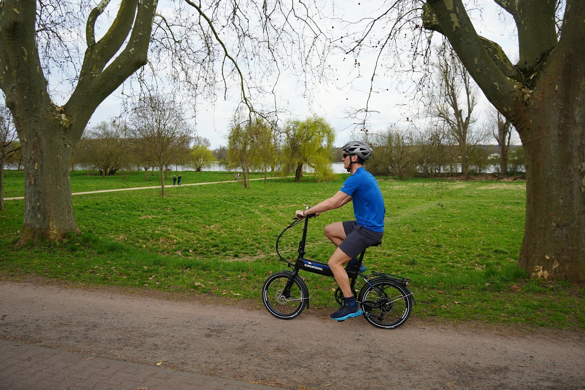 Warum eBikes Die Perfekten Begleiter Für Campingausflüge Sind: Effizienz Und Komfort Unterwegs