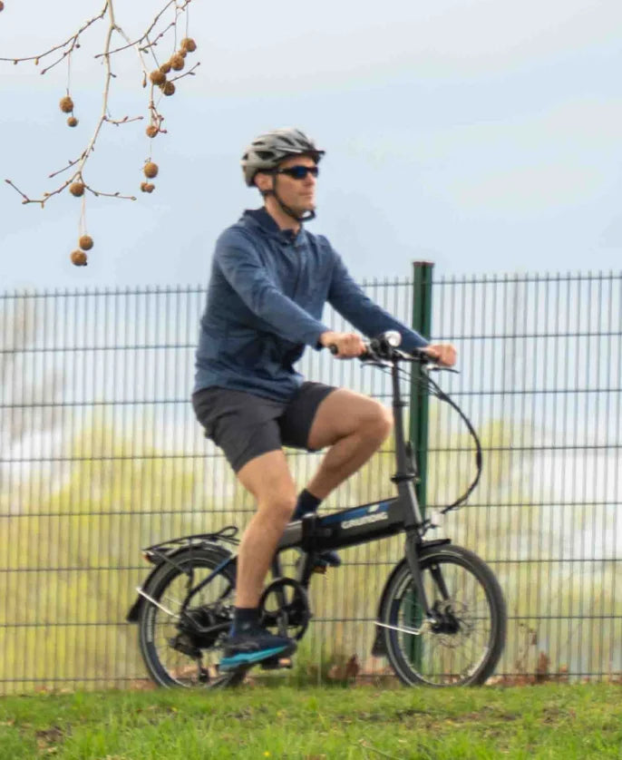 E-Bike auf Reisen laden: Hotels, Powerbanks und weitere Lademöglichkeiten finden