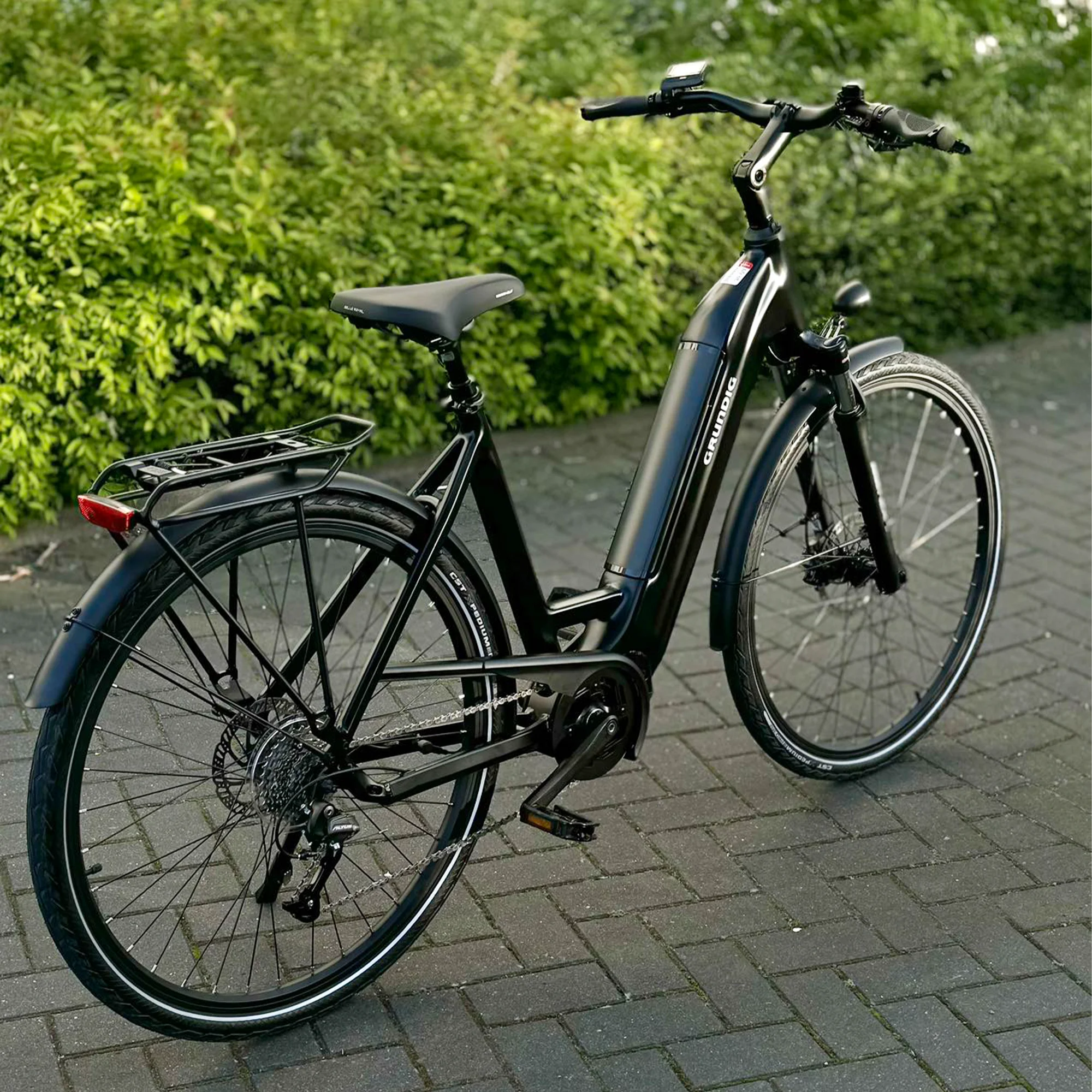 GRUNDIG GCB-1 E-bike ijsblauw